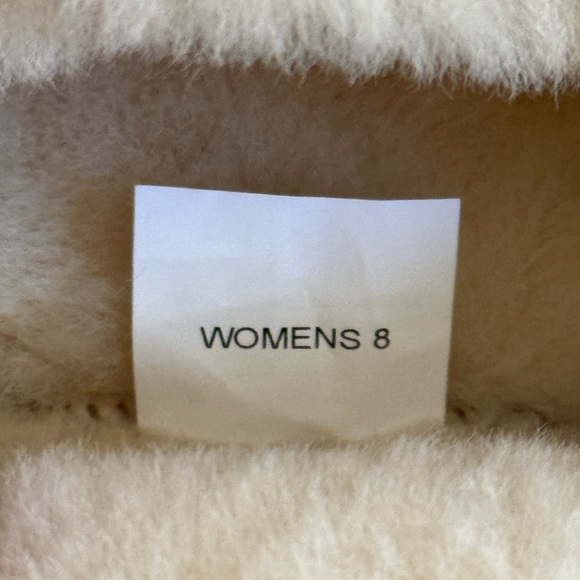 OVERLAND • 100% Sheepskin “Sofia” Soft Sole Slipper - Size 8 - Picture 8 of 10